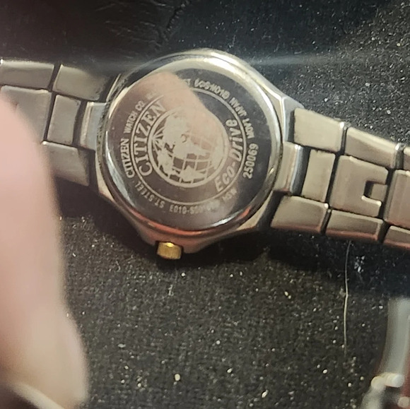 Womens Citizen Eco-Drive watch in working condition - Picture 5 of 6